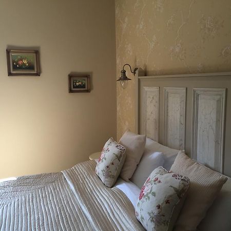 Riverbank, Country Pub And Guesthouse Carrickmacross Exteriér fotografie