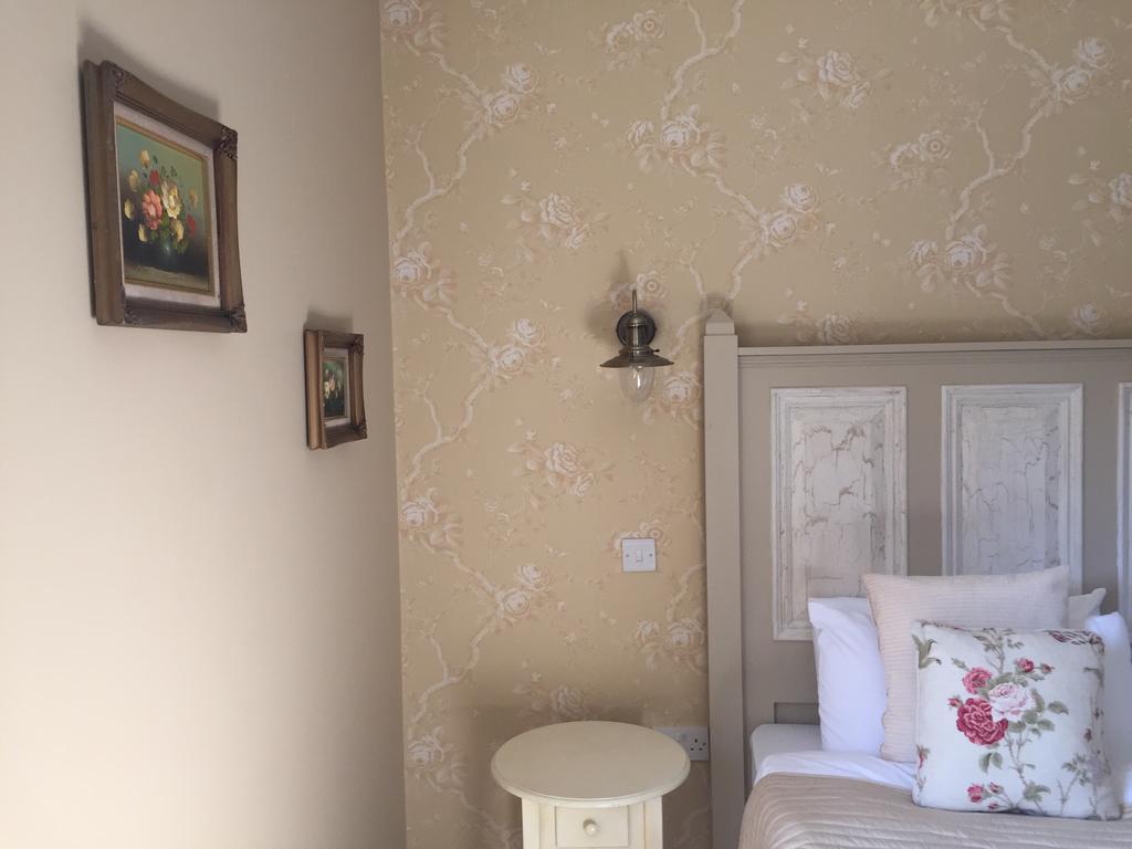 Riverbank, Country Pub And Guesthouse Carrickmacross Exteriér fotografie