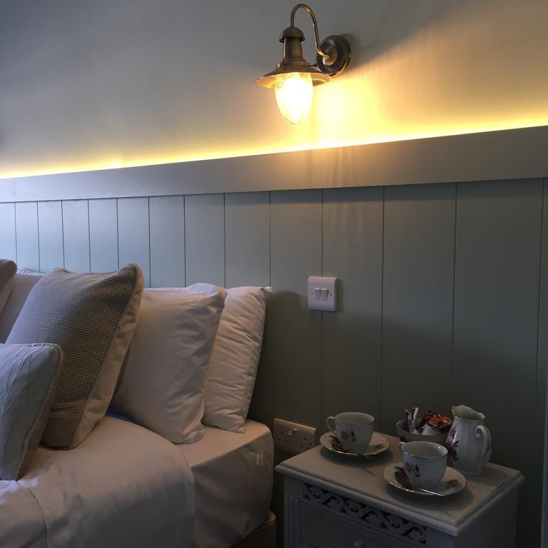 Riverbank, Country Pub And Guesthouse Carrickmacross Exteriér fotografie
