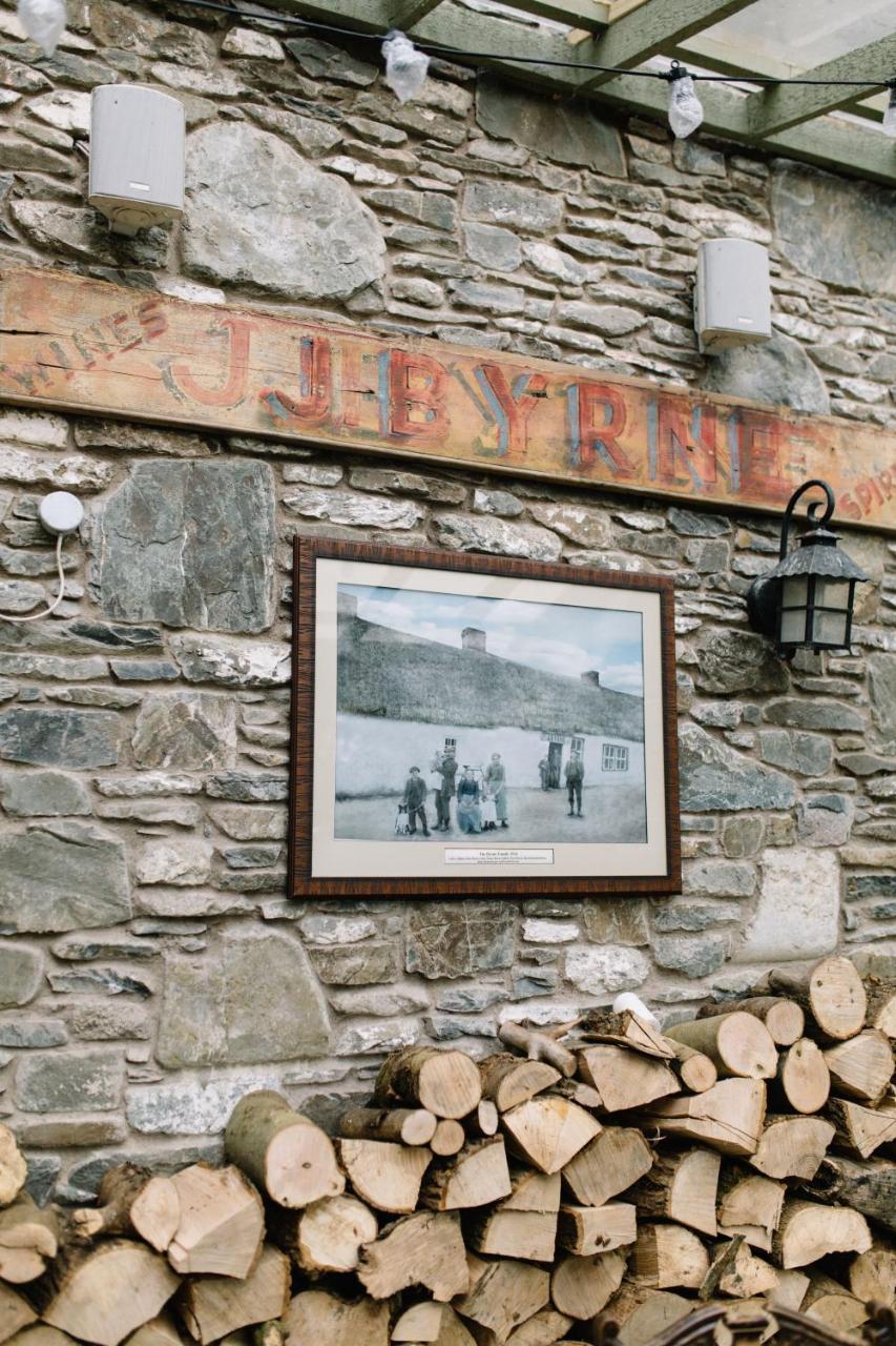Riverbank, Country Pub And Guesthouse Carrickmacross Exteriér fotografie